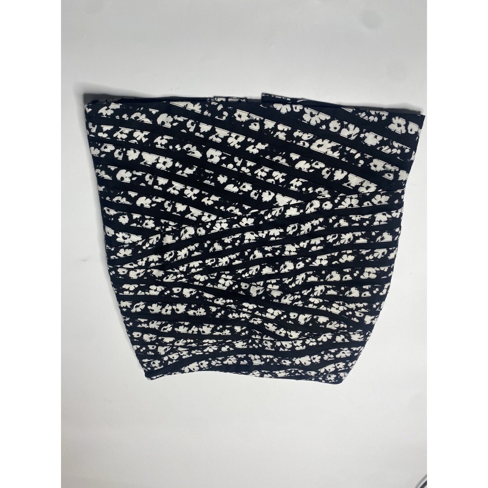White House Black Market Pencil Skirt Floral Printed Banded Womens Size 2
